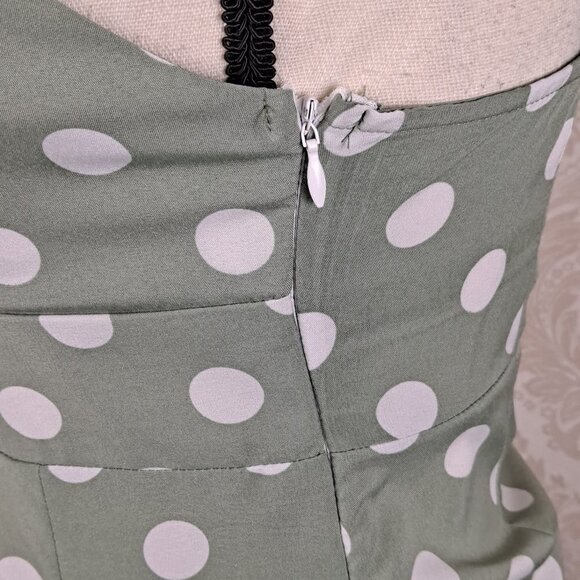 SBEtro Size Small Green Midi Dress White Polka Dots Spaghetti Straps V-Neck NWOT - Picture 6 of 14